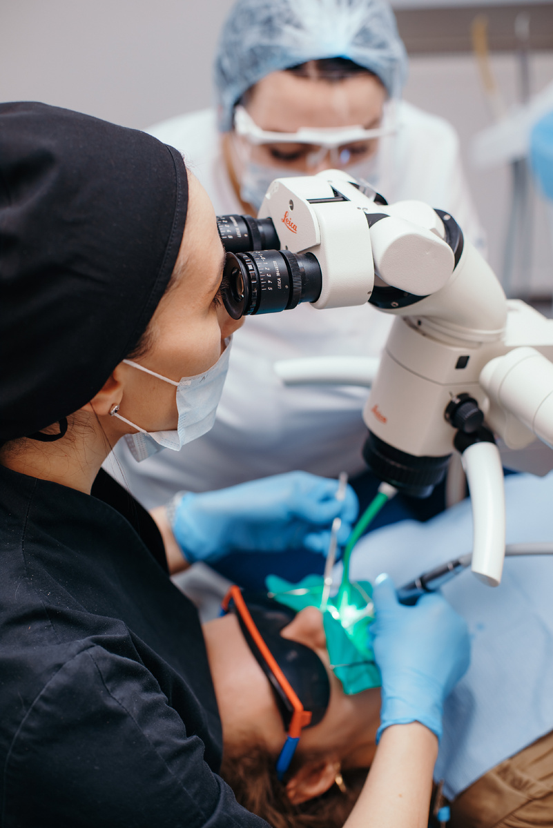 Фотография взята с сайта стоматологии Дмитрович Фэмили https://www.dmitrovich.ru/