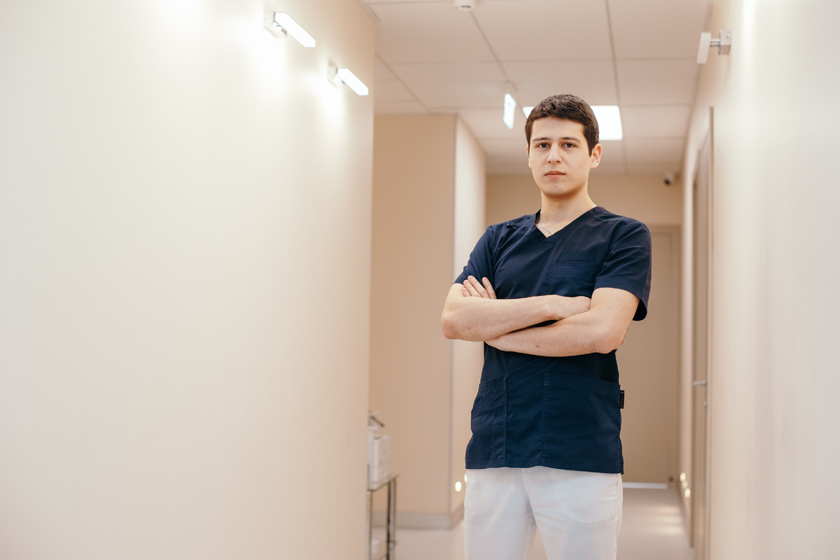 Фотография взята с сайта стоматологии Дмитрович Фэмили https://www.dmitrovich.ru/