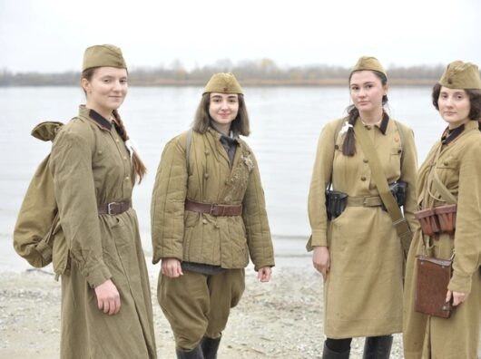    Зенитчицы // Фото Дмитрия Кутепова. «Комсомольская правда».