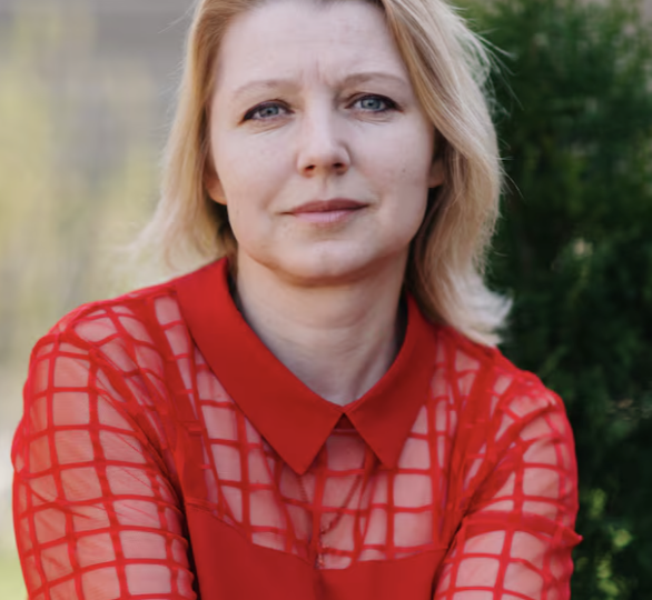 Сын выгнал меня из квартиры, которую я на него оформила: история женщины, которая вернула себе всё — и кое-что важнее