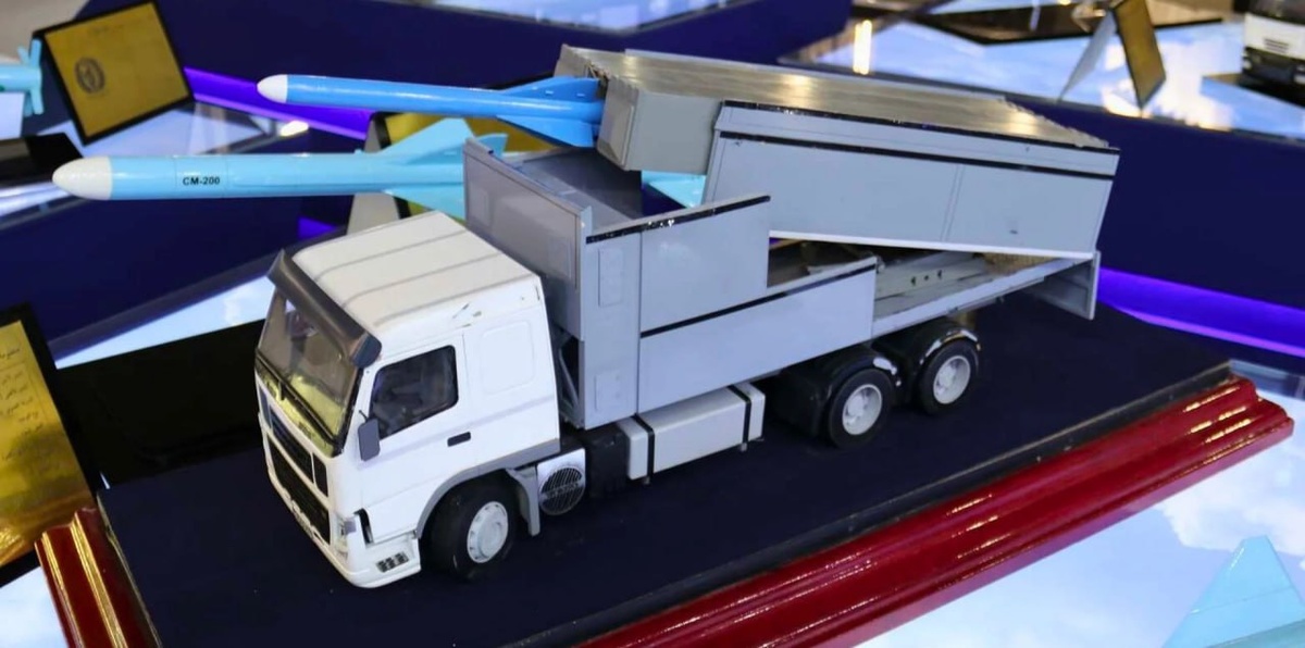 Иран представляет новую крылатую ракету CM-300LA: укрепление оборонного потенциала? Фото: КСИР