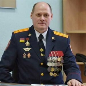 Олег Матвеев, полковник полиции в отставке, кавалер трех орденов Мужества, Почетный гражданин Удмуртской Республики, Председатель региональной Ассоциации ветеранов СВО , участник программы «СВОй резерв18», заместитель Председателя Городской Думы Ижевска 8 созыва