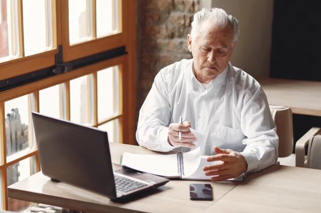    Как увеличить пенсию за счет срока выхода на нее?