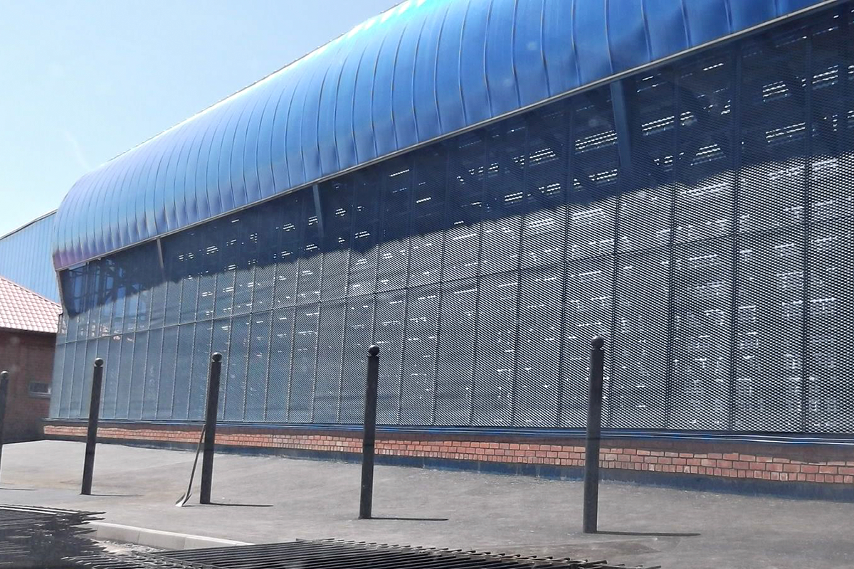 Стадион Газовик, Оренбург, фасад из ПВС RB 75