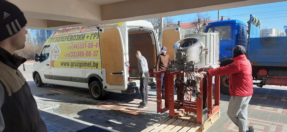 Перевозка вакумной установки для университета Ф.Скорины г.Гомель