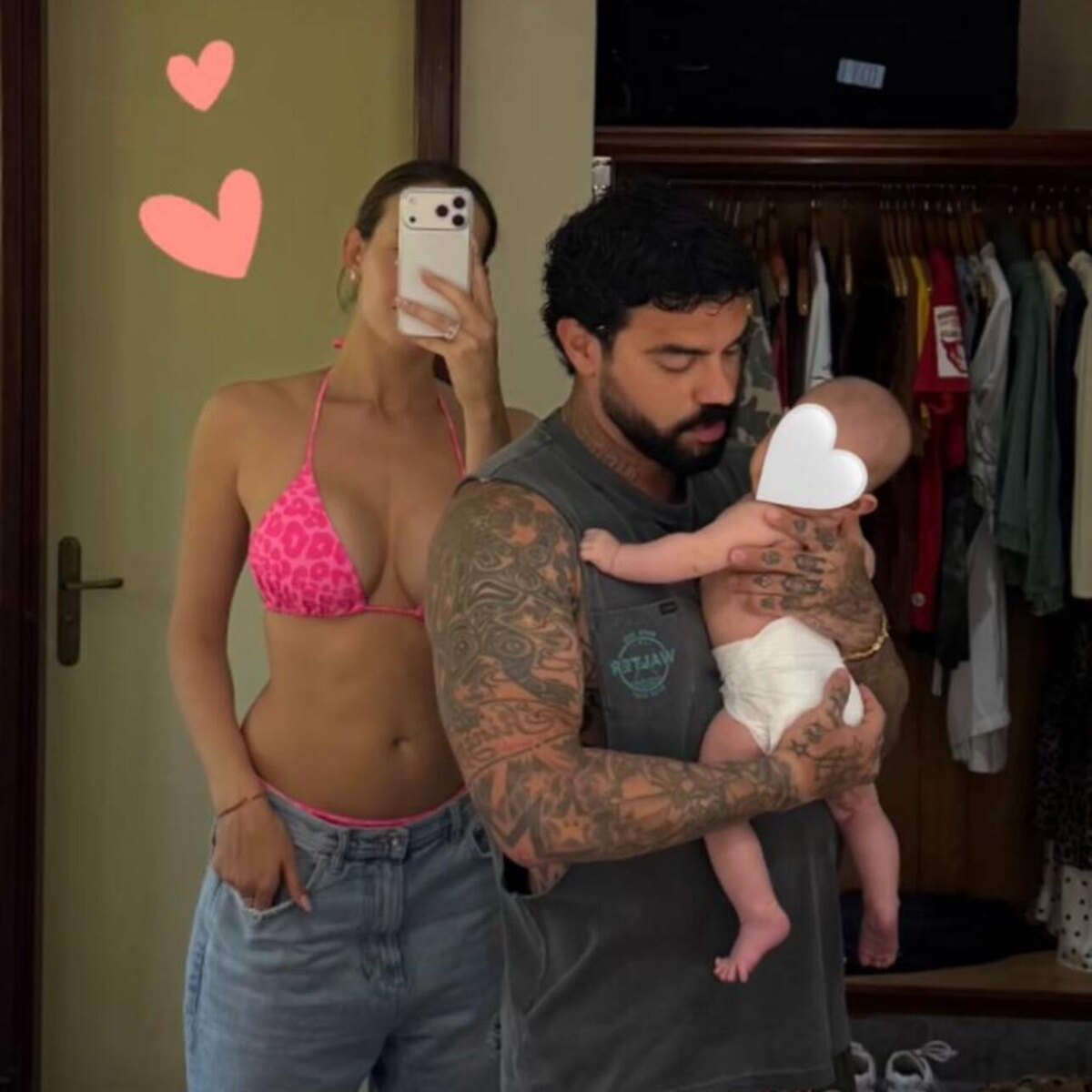    Тимати и Валентина Иванова с дочкой Эммой соцсети