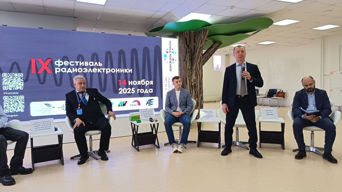 На круглом столе в рамках фестиваля представители предприятий рассказали о требованиях к молодым специалистам и отметили высокую заинтересованность в организации производственной практики и трудоустройства по специальности для студентов университета.