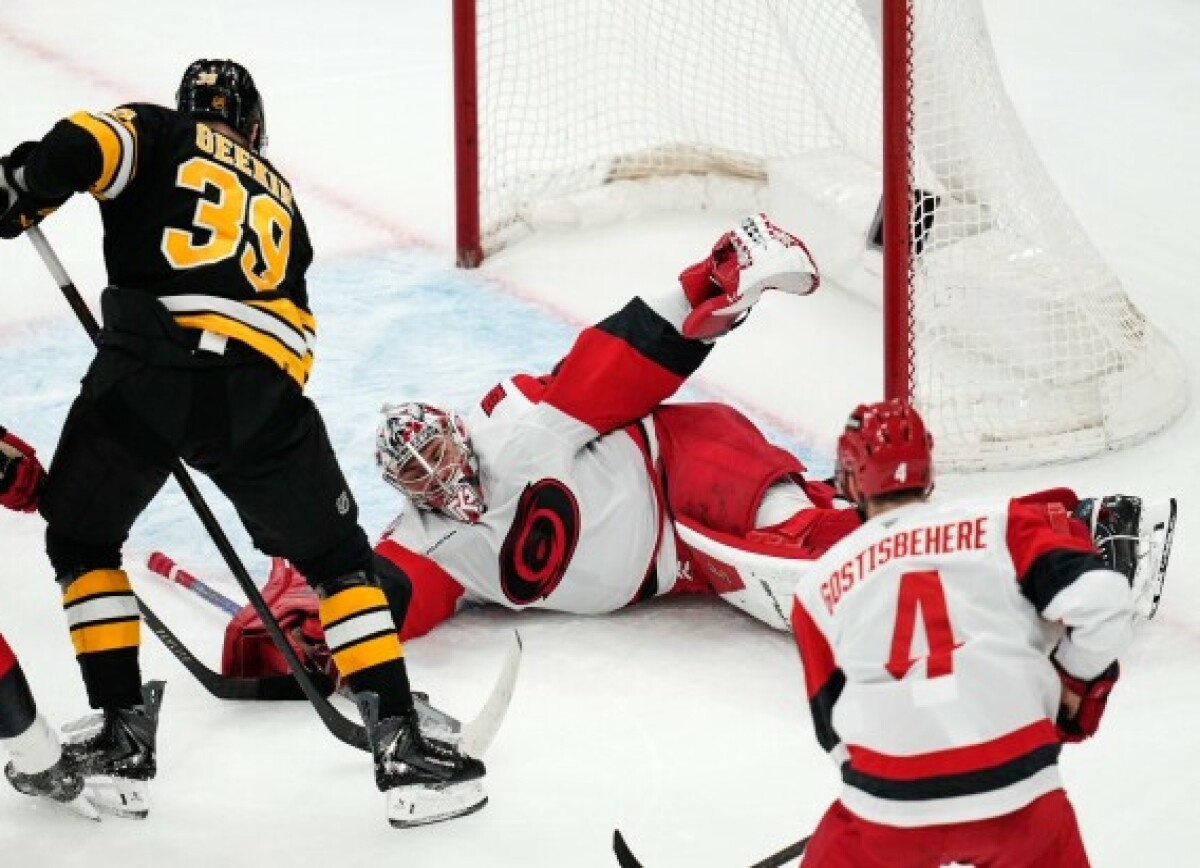     Капитан «Каролины» отреагировал на топовое выступление Кочеткова в матче с «Бостоном»