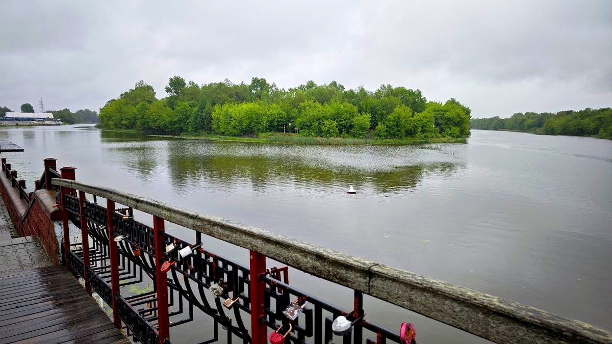 Место слияния рек Пина и Припять.