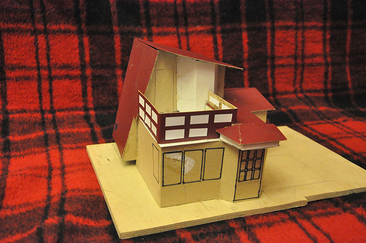 Макет дома после реконструкции