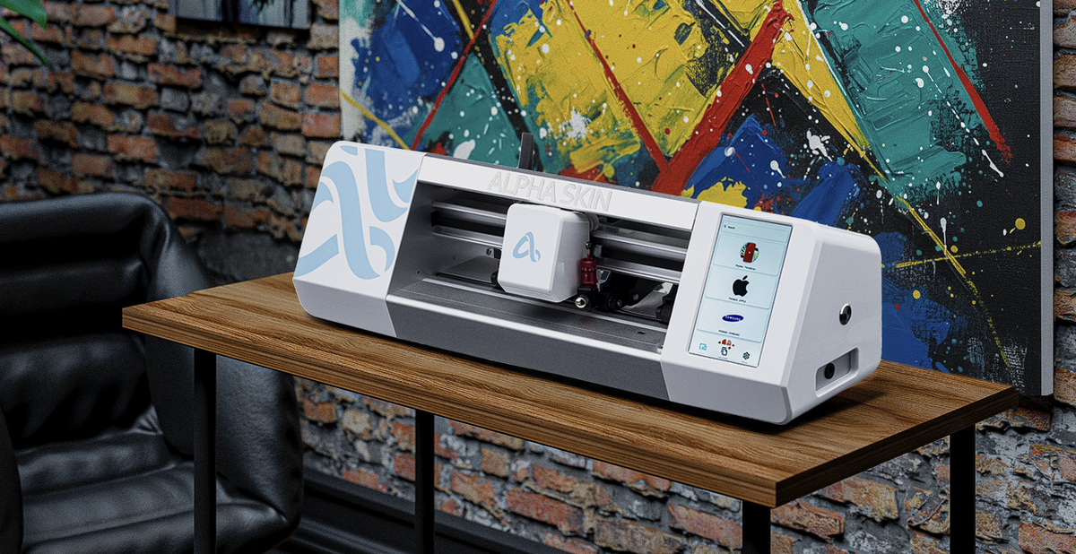 Плоттер - высокоточное устройство для резки защитных пленок 