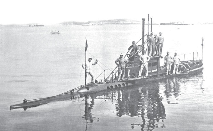 Французская чисто электрическая подводная лодка «Anguille»