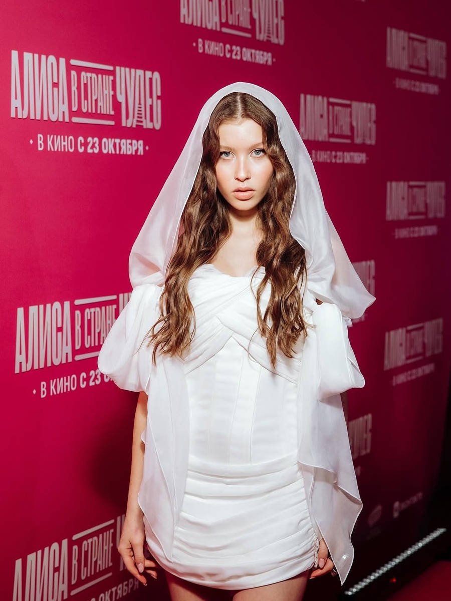    Анна Пересильд следом за мамой стала лучшей актрисой по версии ВЦИОМСоцсети Анны Пересильд