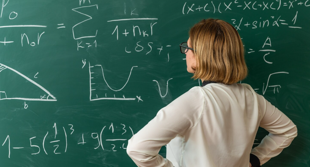 Почему современные дети перестали понимать задачи по математике? И программа тут почти не причем