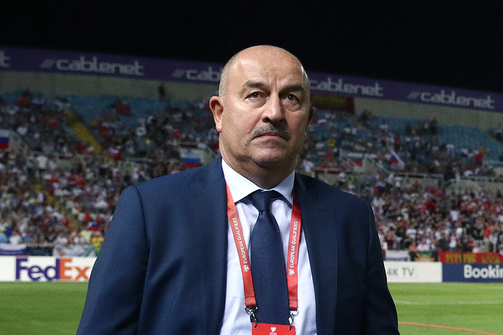    Станислав Черчесов   
Сергей Бобылев/ТАСС