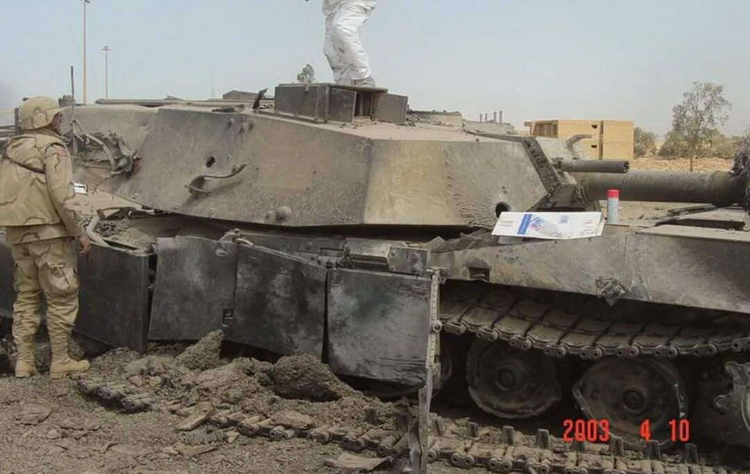 Слабое место любого танка. Даже дроны не нужны