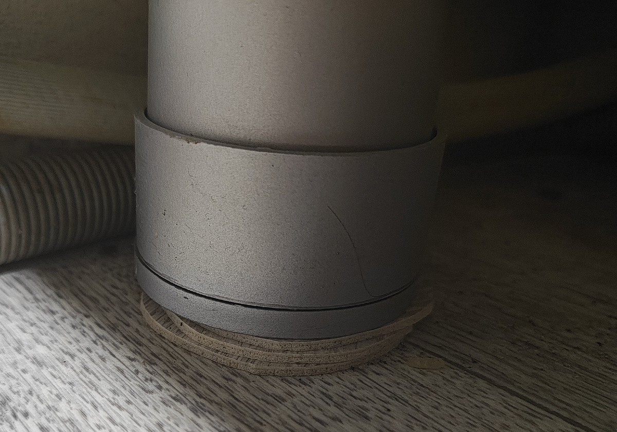 Ноу-хау для выравнивания пола от хитрой на выдумки голи