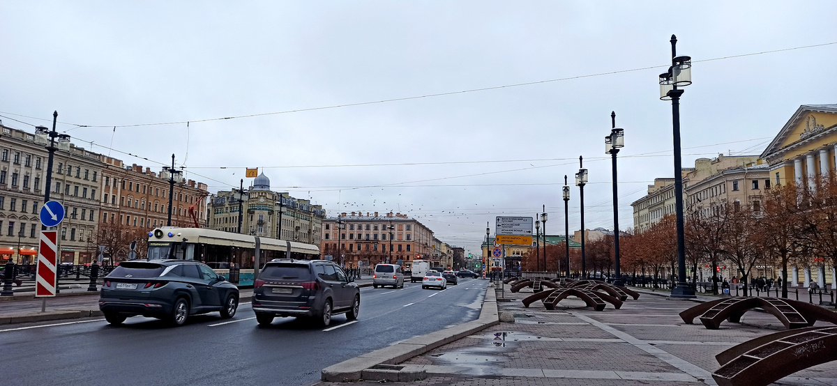 Сенная площадь 