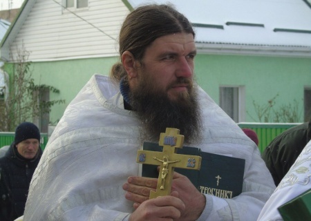    В Смеле Черкасской области военкомы мобилизовали многодетного священника УПЦ