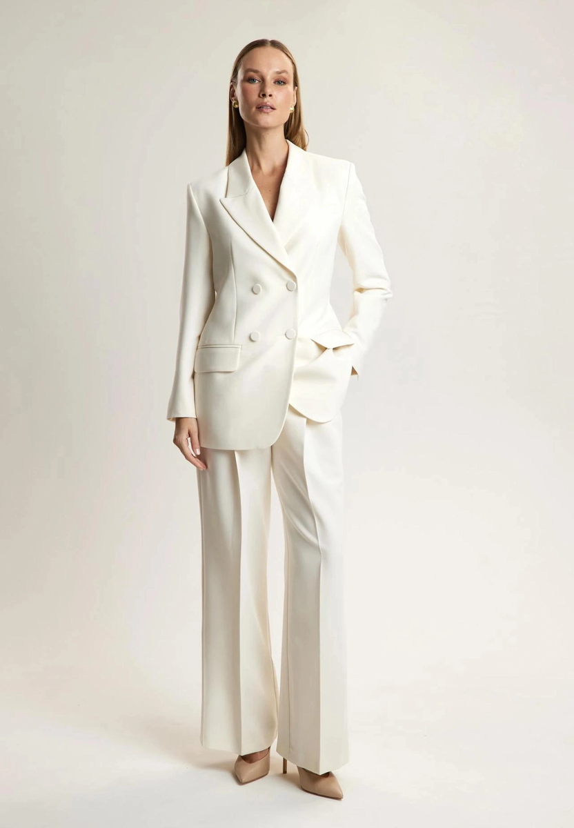 Из открытых источников. Альтернатива платью? Для иллюстрации.