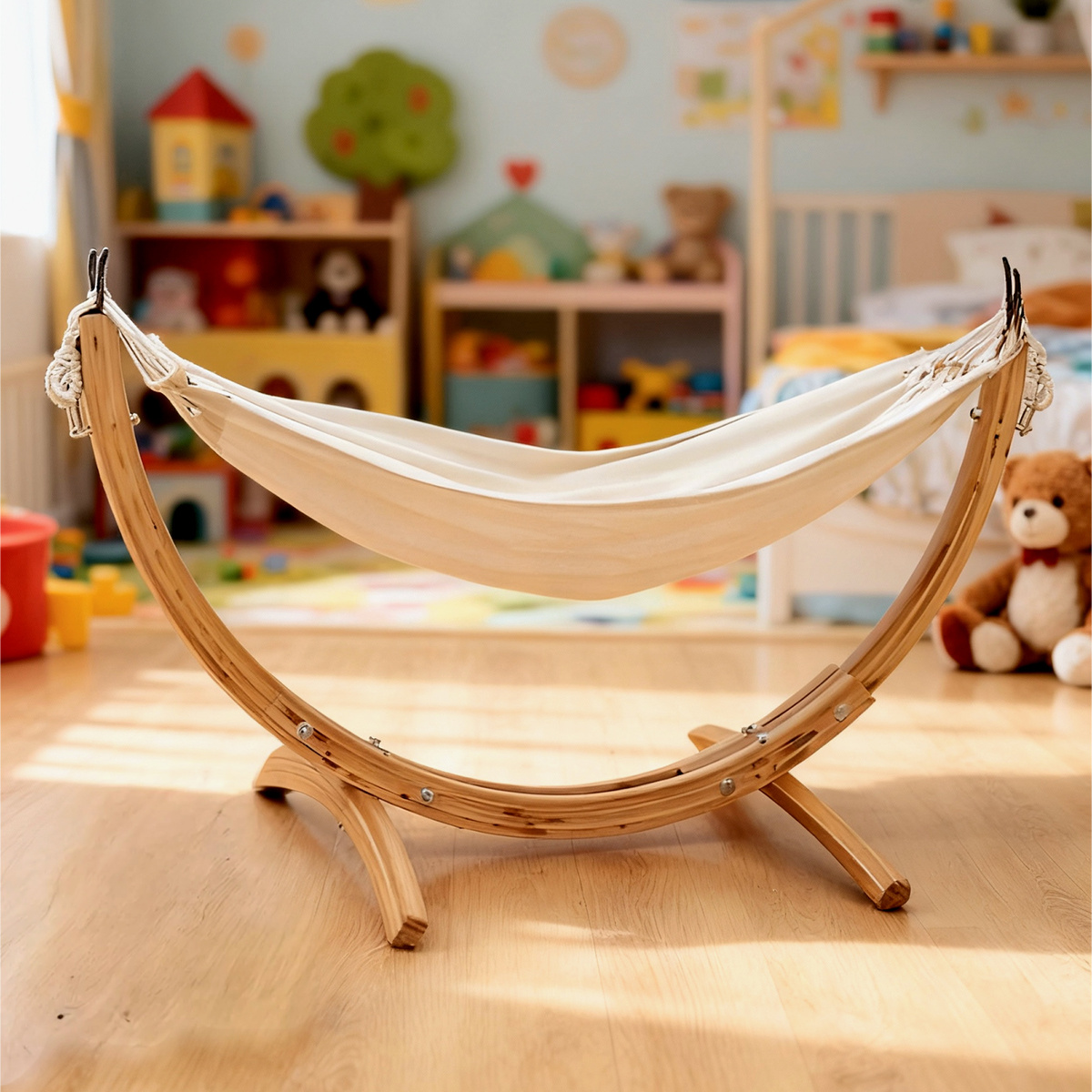 Детский гамак-качели с деревянной стойкой. Артикул: 329638. Стоимость от 2000 - 2300 руб.