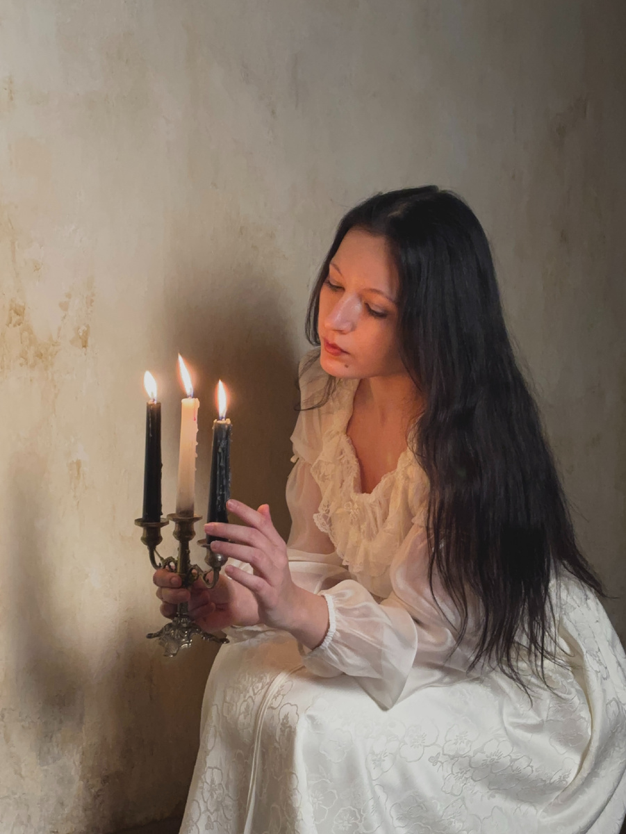 ASTRID WYLD https://www.instagram.com/astridwyld