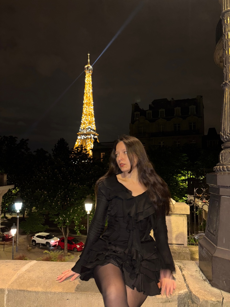 ASTRID WYLD https://www.instagram.com/astridwyld