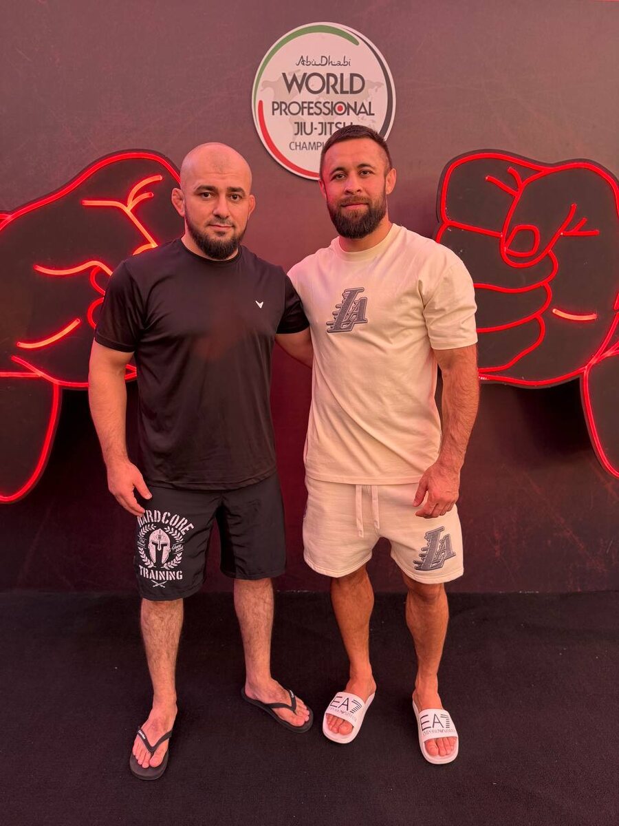 С телеграмм канала Асланбека .