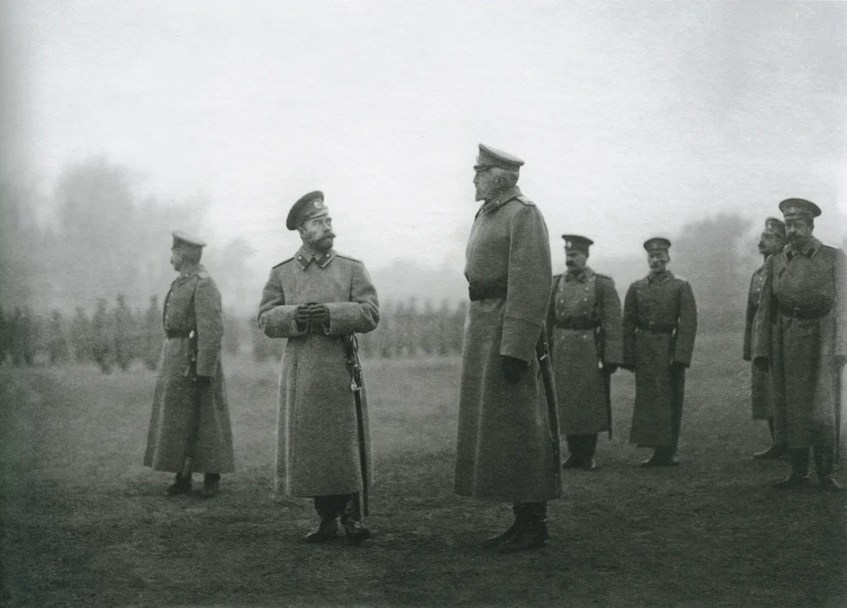 Николай II и великий князь Николай Николаевич