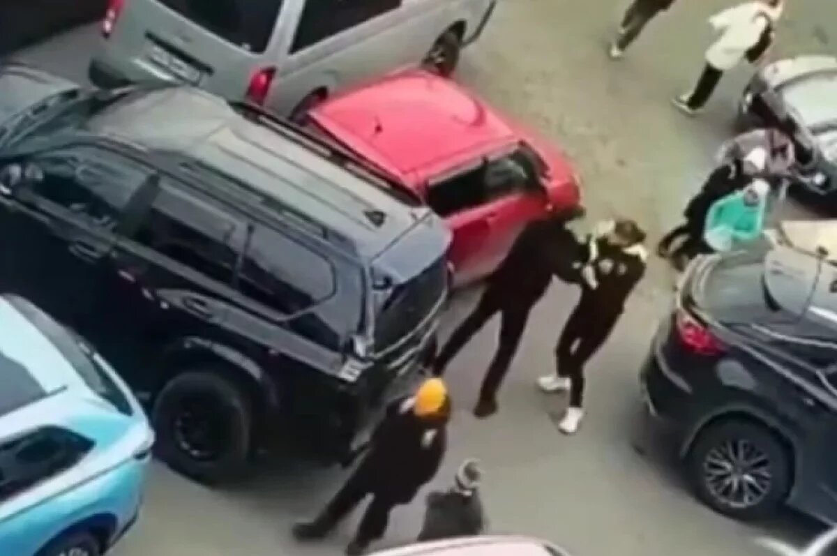    Полиция Владивостока нашла мужчину, напавшего на женщину возле школы