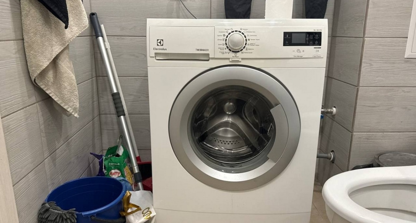    Стирает лучше, чем уксус: копеечное средство возвращает стиральной машине свежесть и блеск