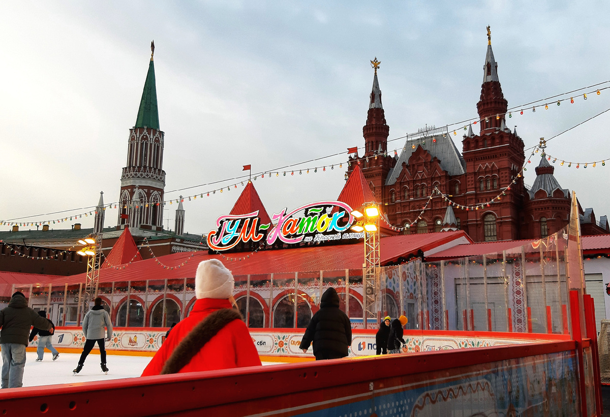 Новогодняя Москва 2026. ГУМ-ярмарка и ГУМ-каток на Красной площади.