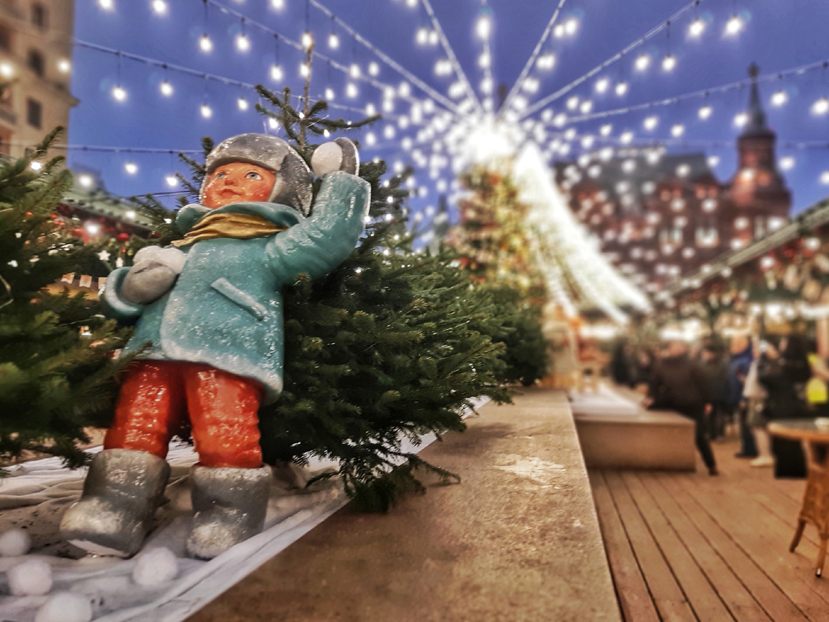 Новогодняя Москва 2026. «Город ёлочных игрушек»... или погружение в советское детство на Манежной площади.