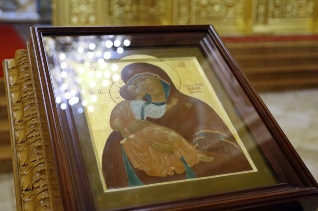    Икона Божией Матери «Взыграние Младенца». Фото: Николо-Угрешский монастырь