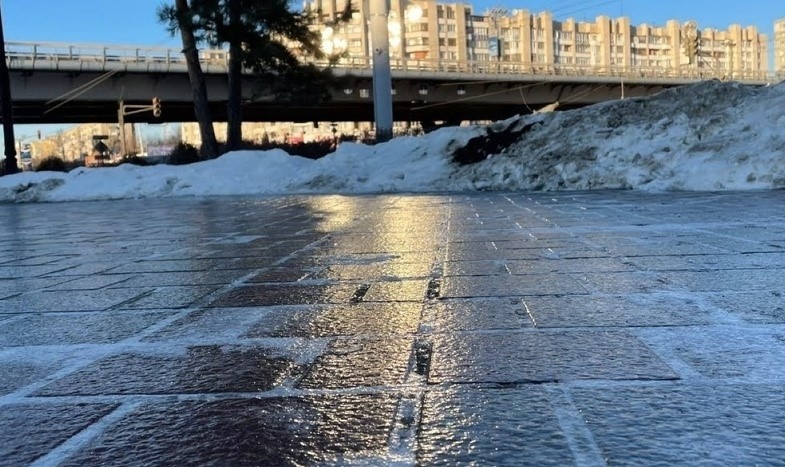 Фото не моё - из новостей. Но вот так нынче выглядит наша действительность