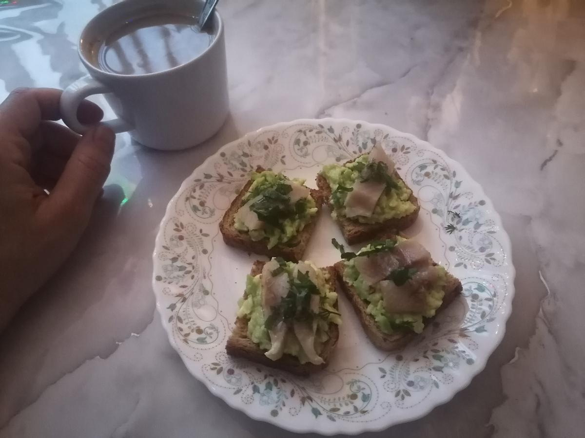 Тихий завтрак в одиночестве