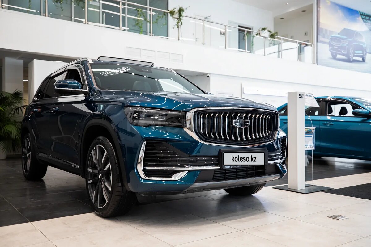Geely Monjaro 2025 — тест-драйв самого технологичного китайца