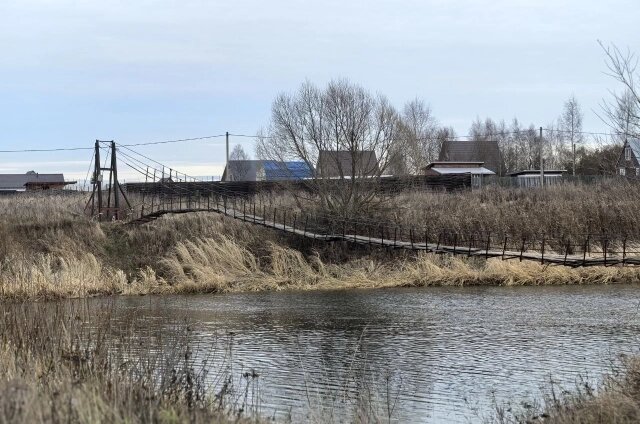    Кажется, что мост вот-вот может рухнуть... Фото: АиФ/ Анастасия Григорьева