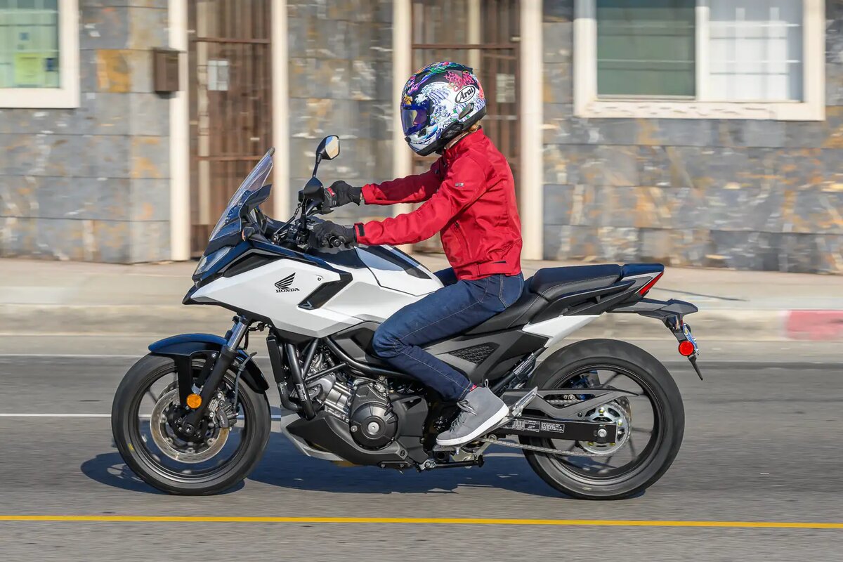 Honda NC750X DCT 2025