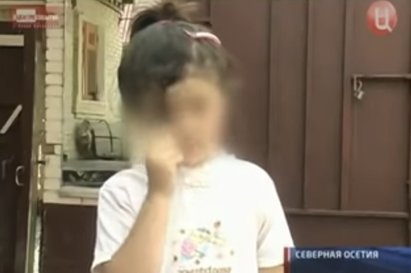 Девочка, ставшая жертвой насильника