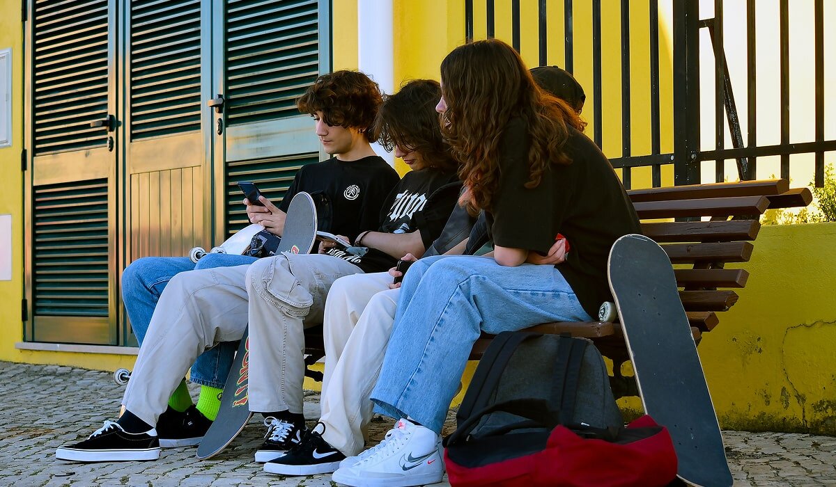 Для подростков блогинг - это не лень, а форма самовыражения и творчества.