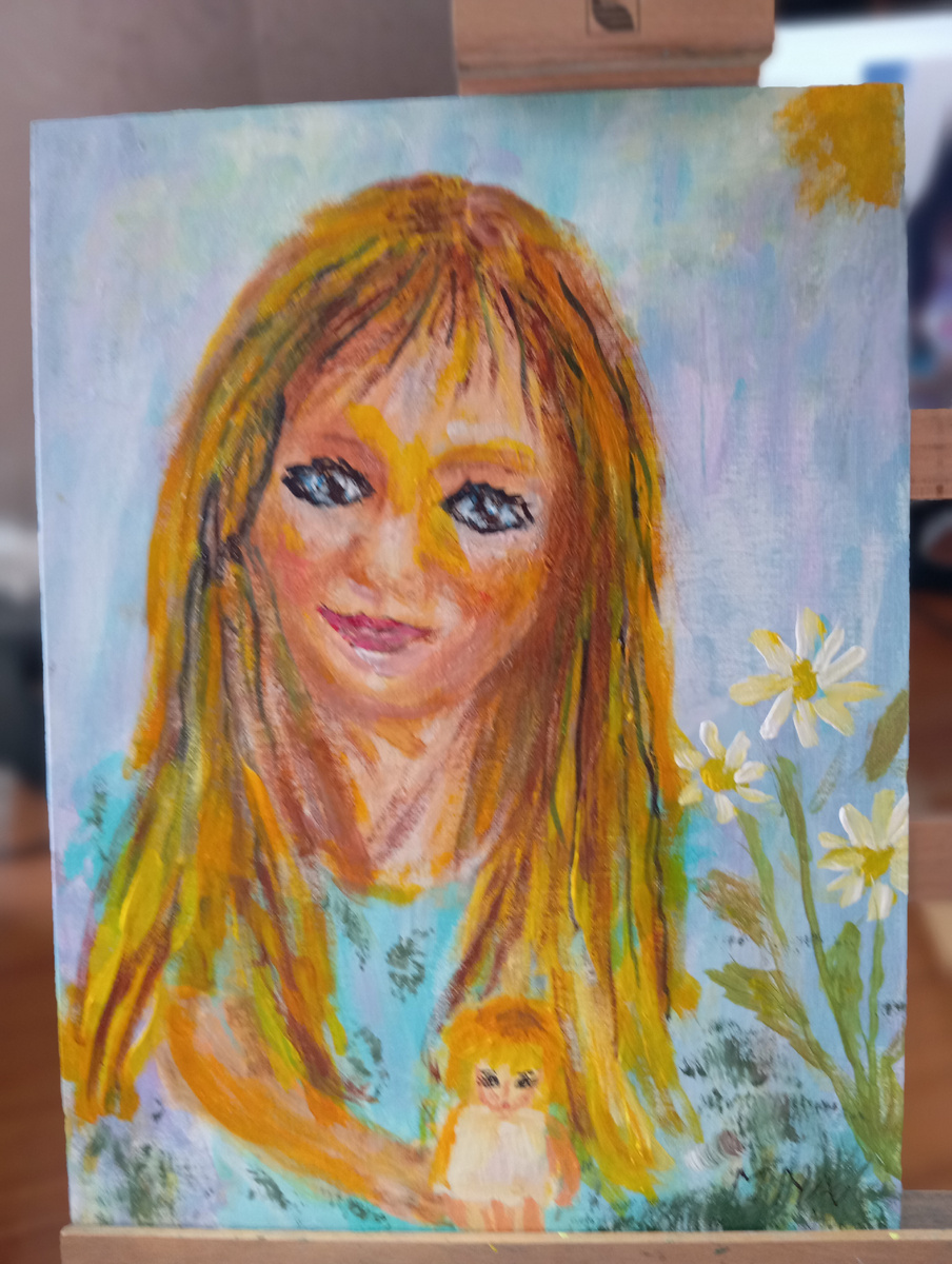 Девочка с куклой