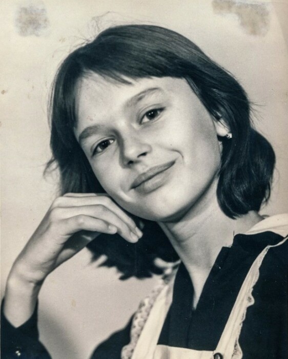 Ирина Безрукова в юности.