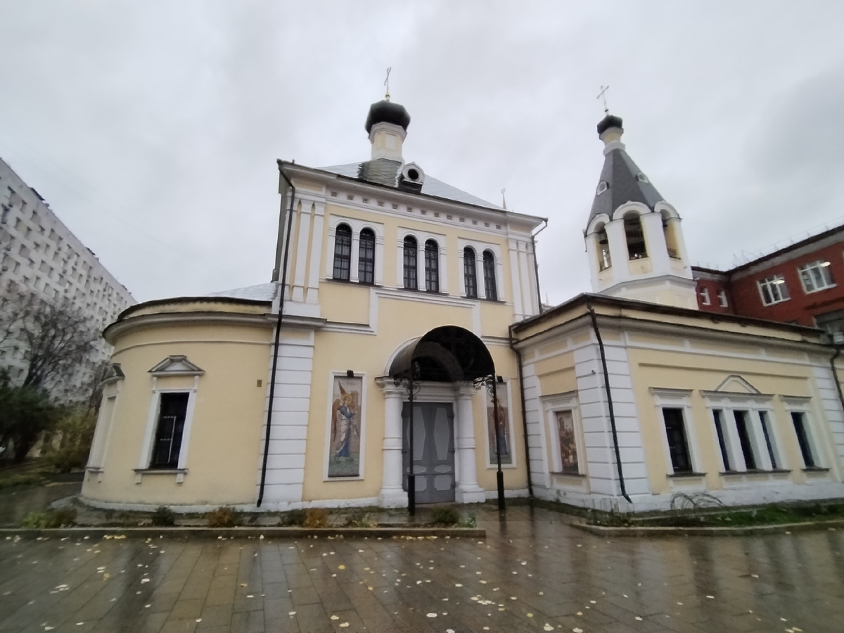 Храм Марона.