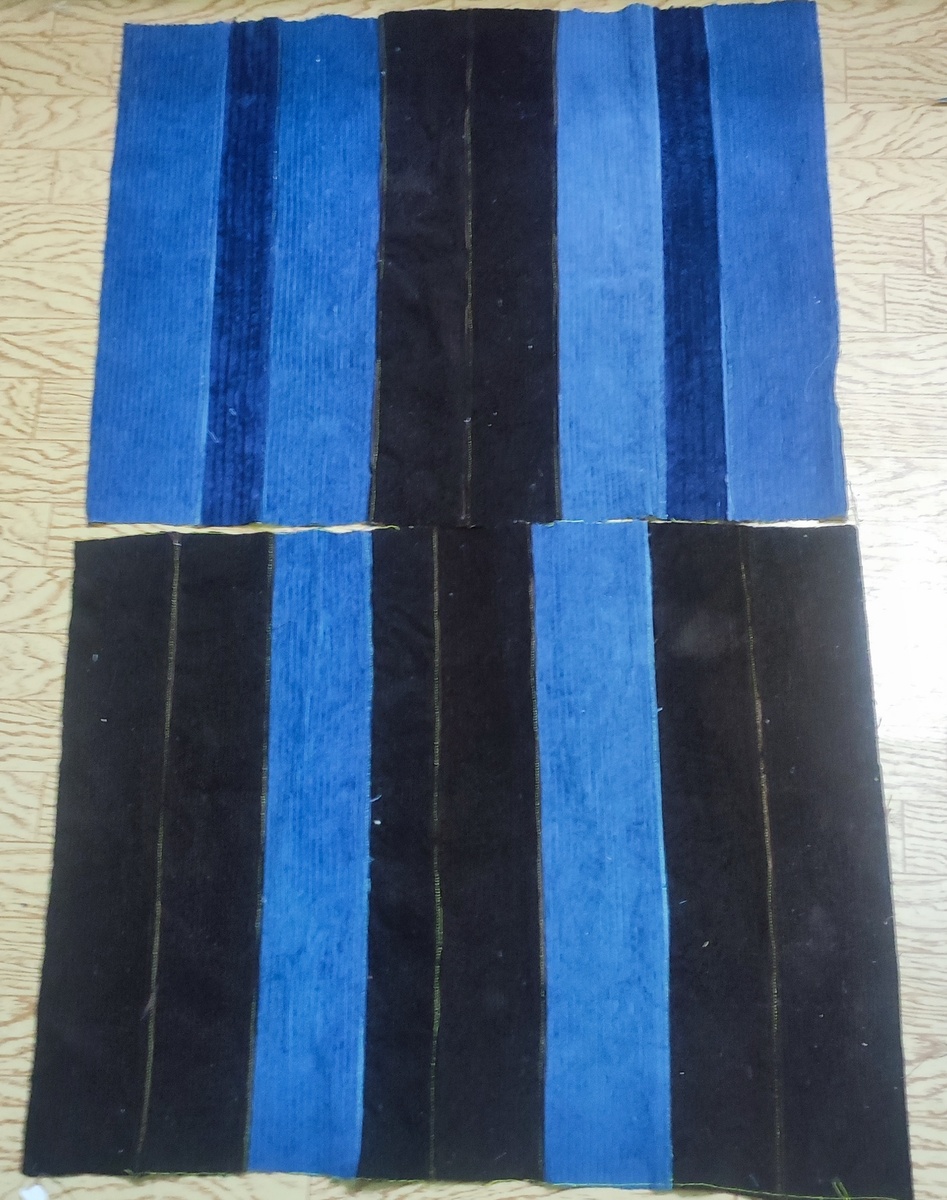 Сшиваем обычной строчкой. Можно пройтись дополнительно с лицевой стороны