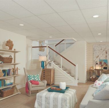 Армстронг в гостинной. Потолок на каркасе Т24, с минеральными плитами