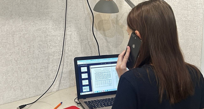    Мошенники под видом ФСБ и Центробанка похитили у кировчанки 1,3 миллиона рублей