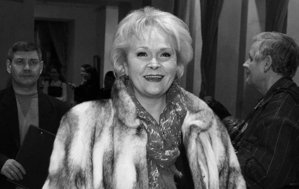 Людмила Гаврилова была советской и российской актрисой театра и кино. Она блистала на театральной сцене в окружении талантливых современников.