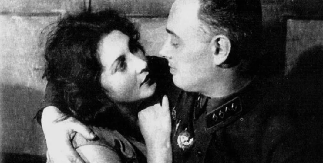 Отбор НКВДшников: Каким критериям обязаны были соответствовать их жены