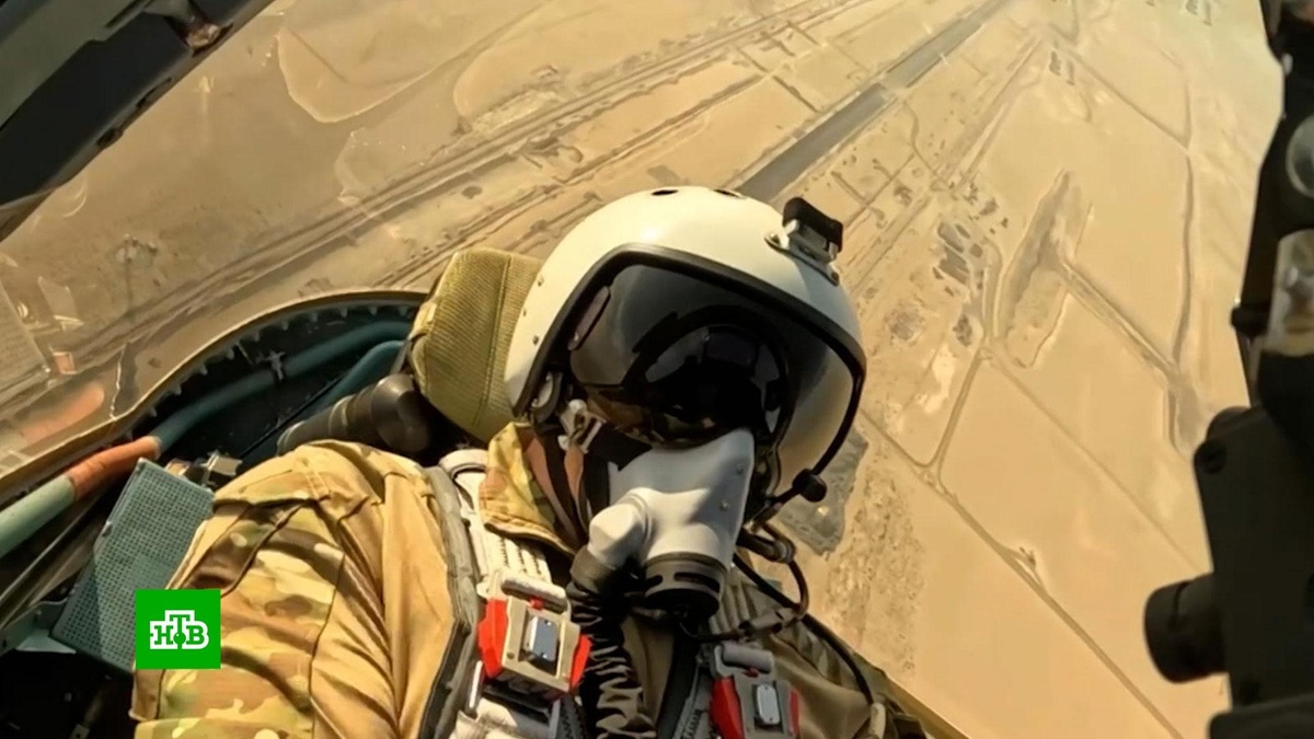    Высший пилотаж: «Русские витязи» выступили на Dubai Airshow